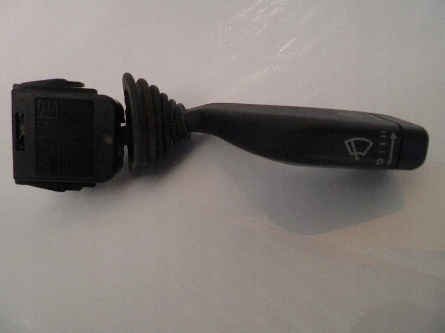 Commodo essuie glace OPEL 90124931