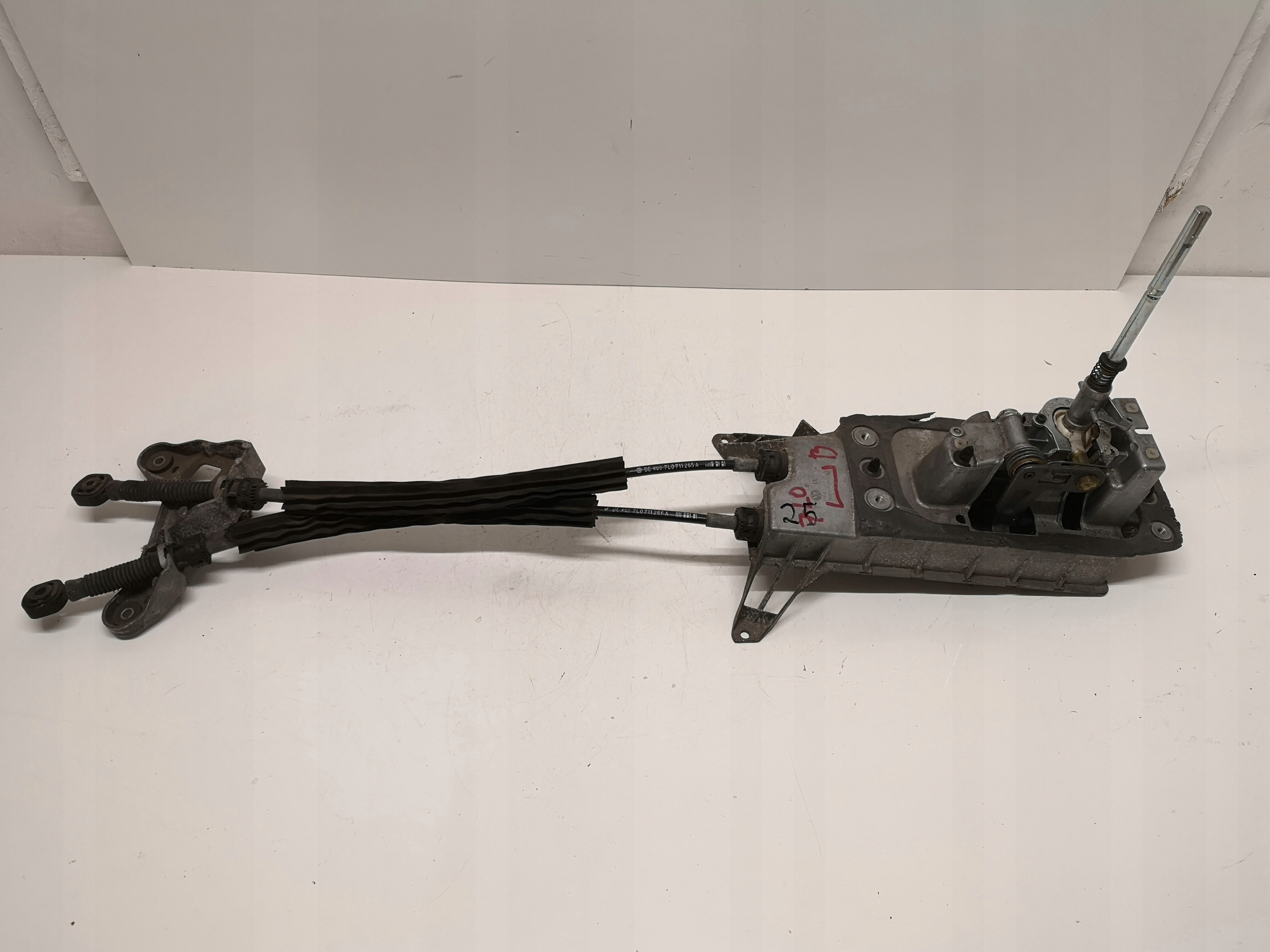 VW TOUAREG MECHANIZM ZMIANY BIEGÓW 7L6711049E