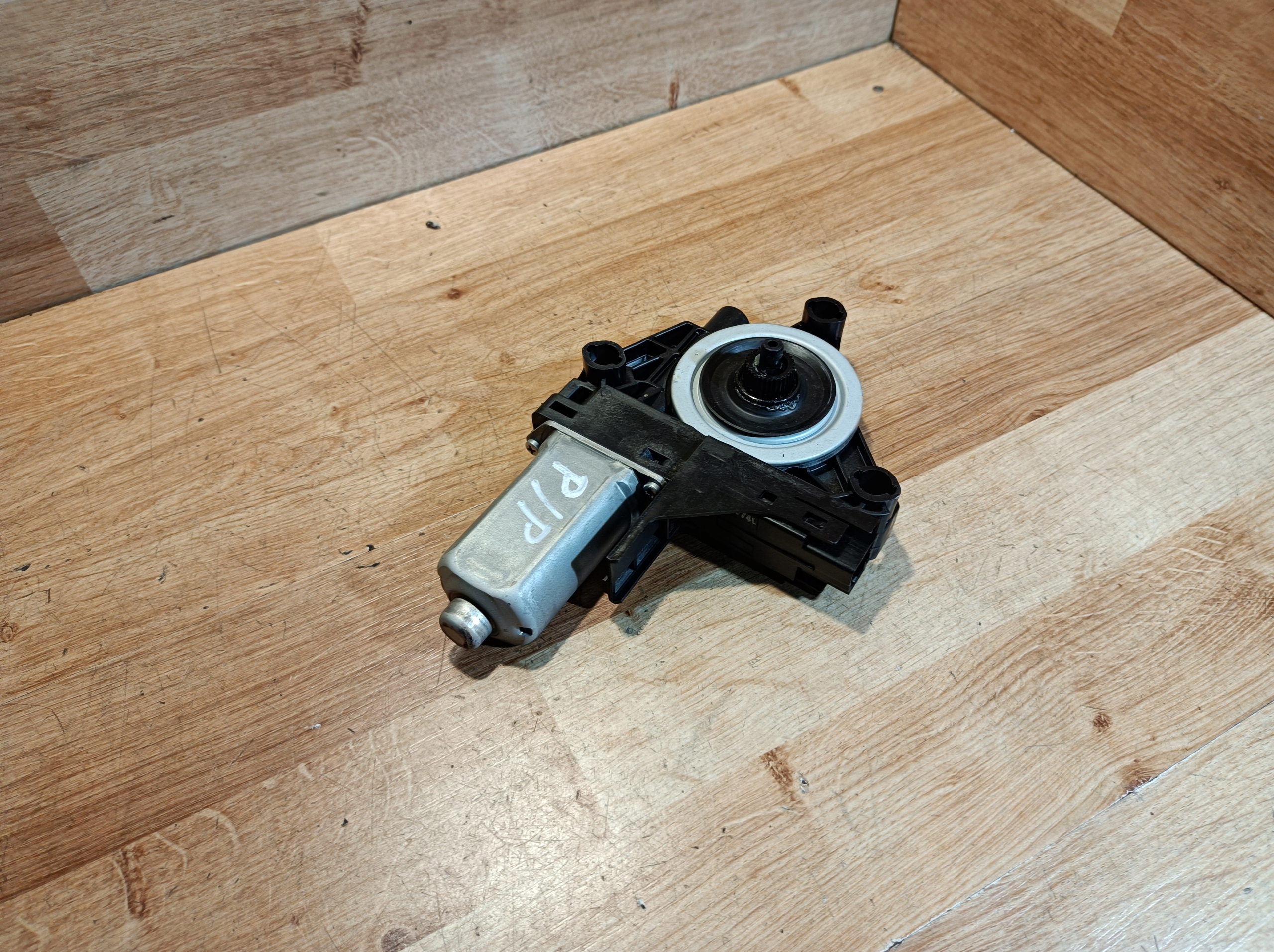 mini motor windows right front 966269 VOLVO V40 II 15R