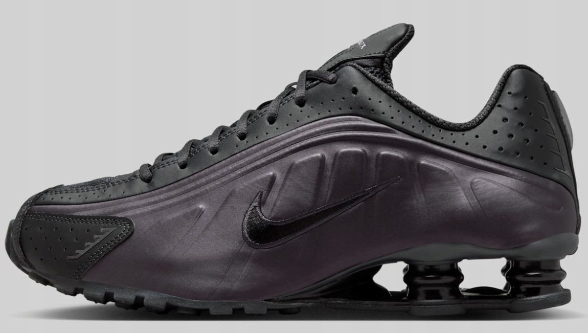 Boty Nike Shox R4 HQ1988500 Black Purple černé dámské 39