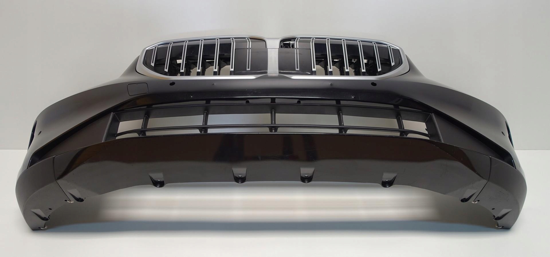 BMW 5 G60 G61 BASIC 9883904 below 6 PDC 2023- bumper front front