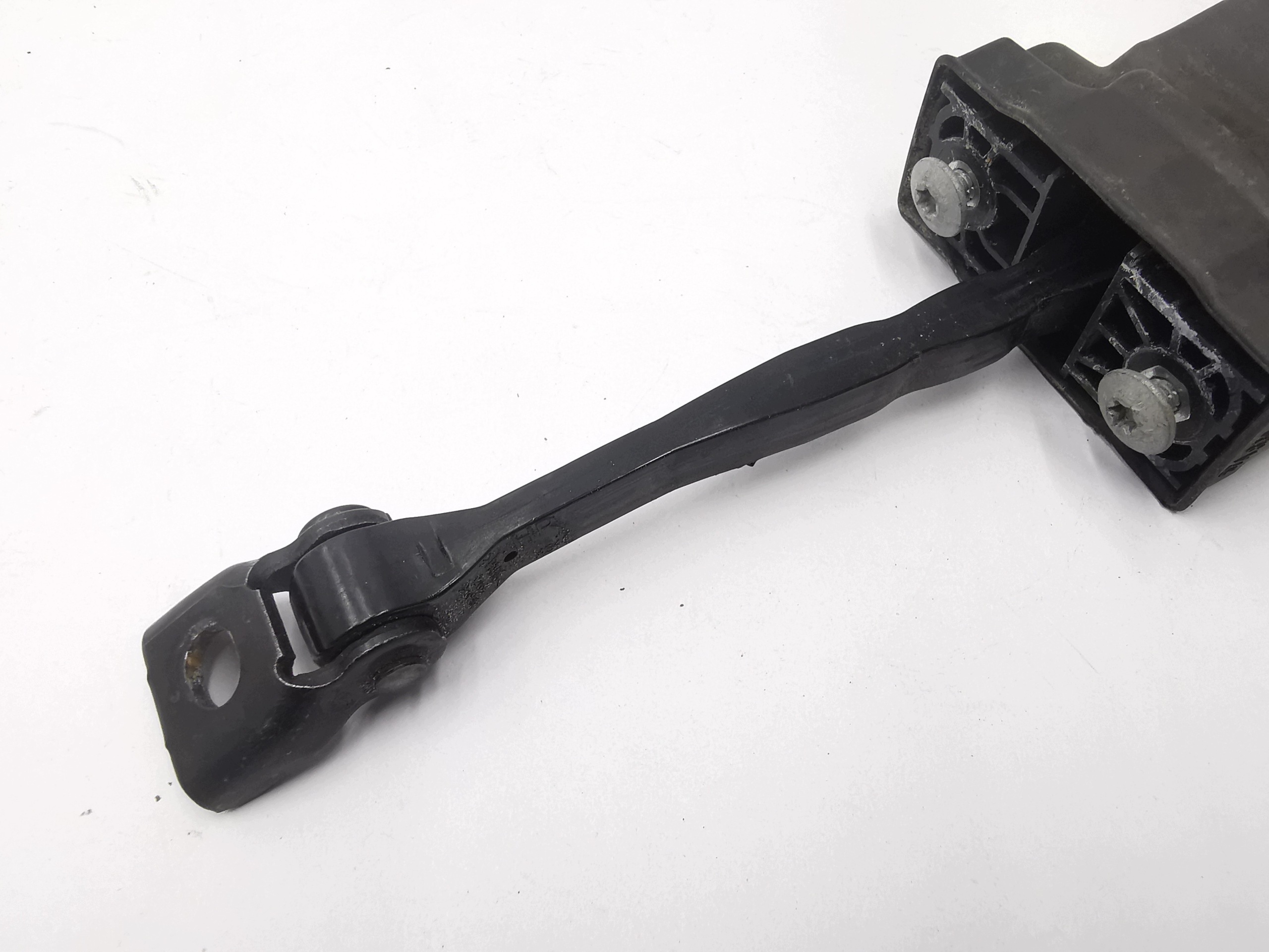limiter door right rear part SEAT ATECA 57A839267 57A839203