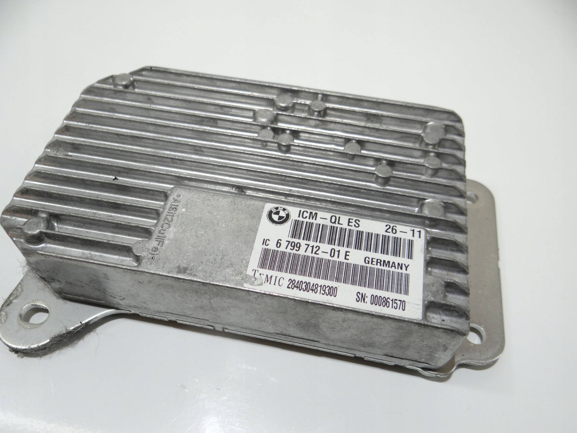 module unité de commande électronique uce ICM BMW 5 F10 6799712
