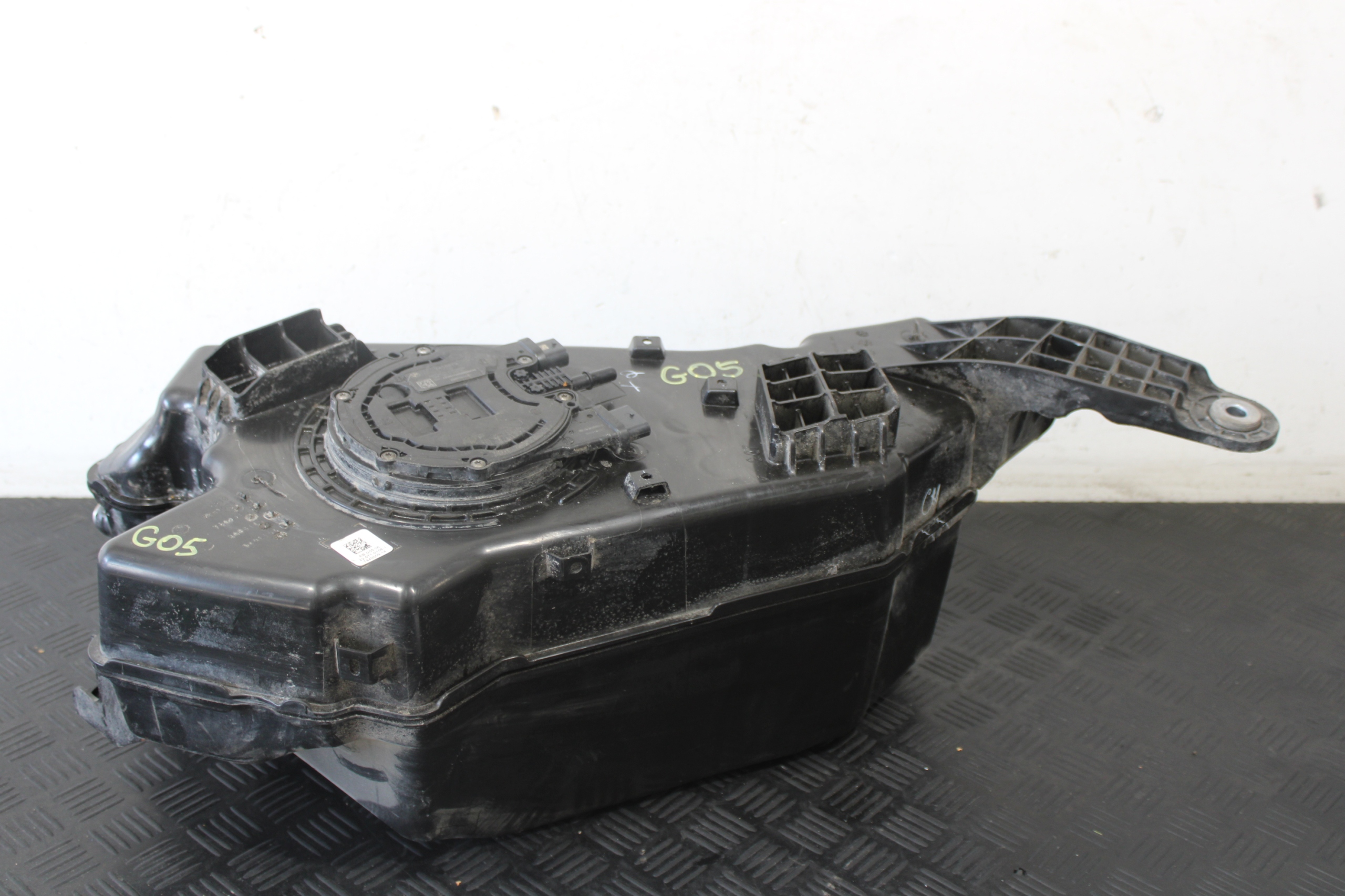 SERBATOIO ADBLUE POMPA BMW X5 G05 7440009