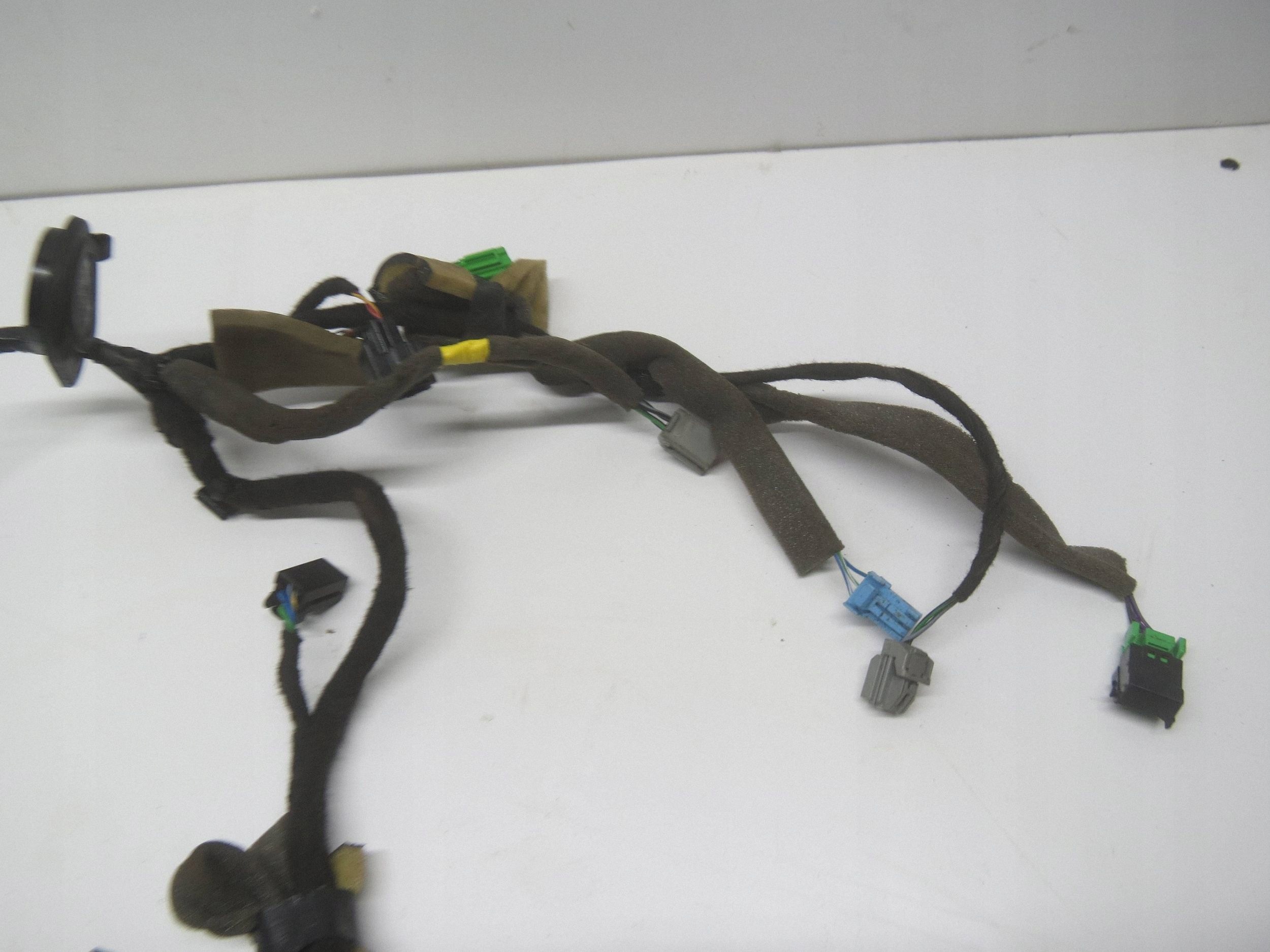 bundle wiring door left front VOLVO V60 31483334