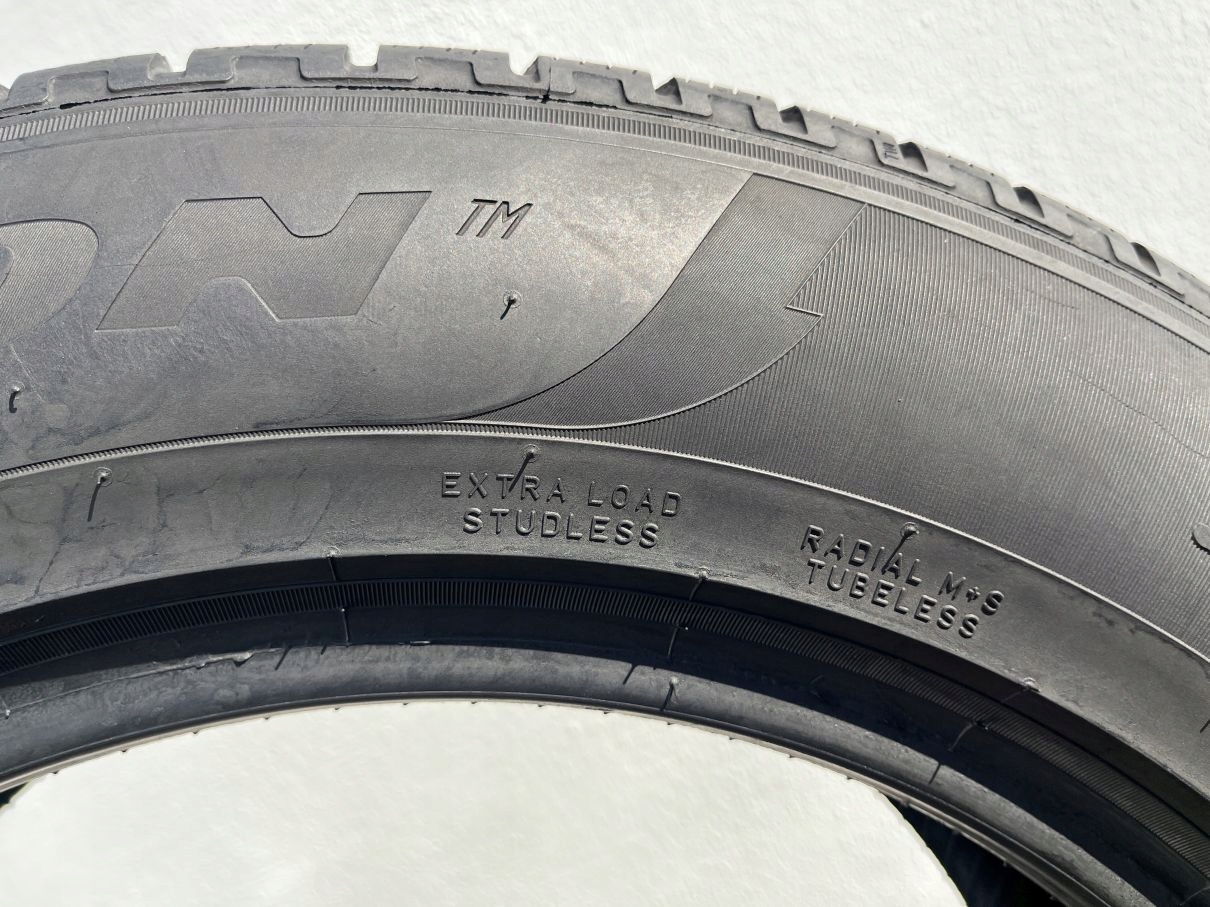 OPONY 215/65/17 103H PIRELLI SCORIPON WINTER Rok produkcji 2022