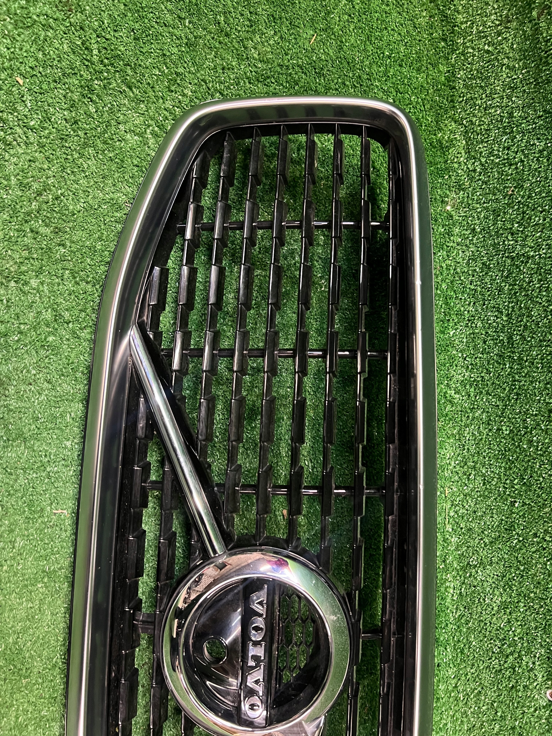 Volvo XC60 Kühlergrill FRONTGRILL Kühlergitter - Thumbnail 2
