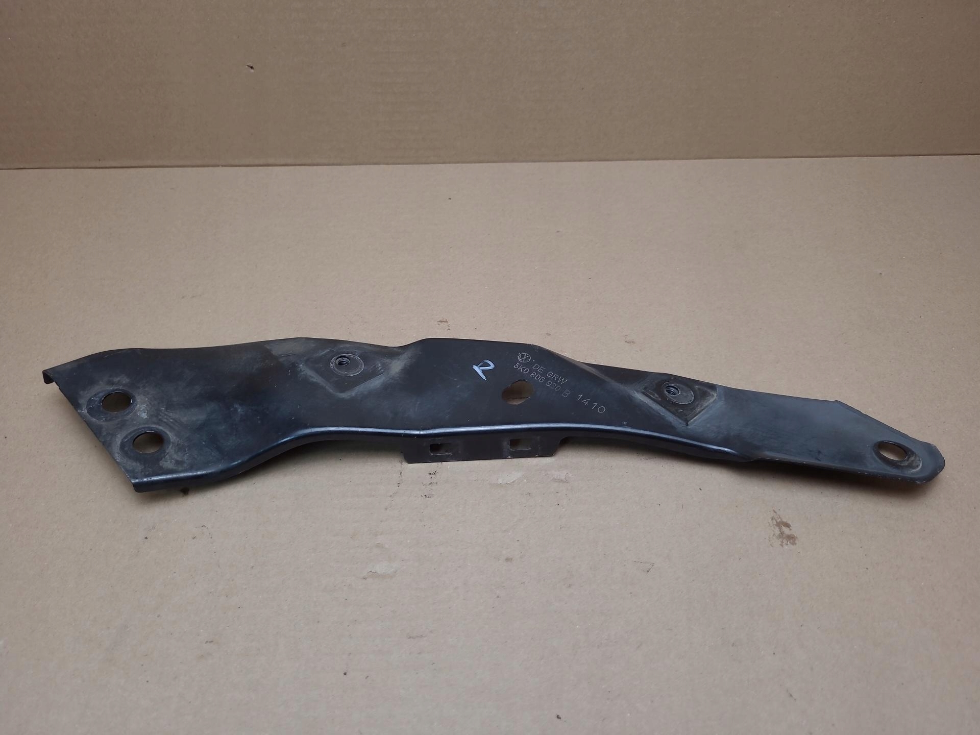 Poignée Aile Droit Bouche buse Volkswagen Golf 6 2011 5K0806930