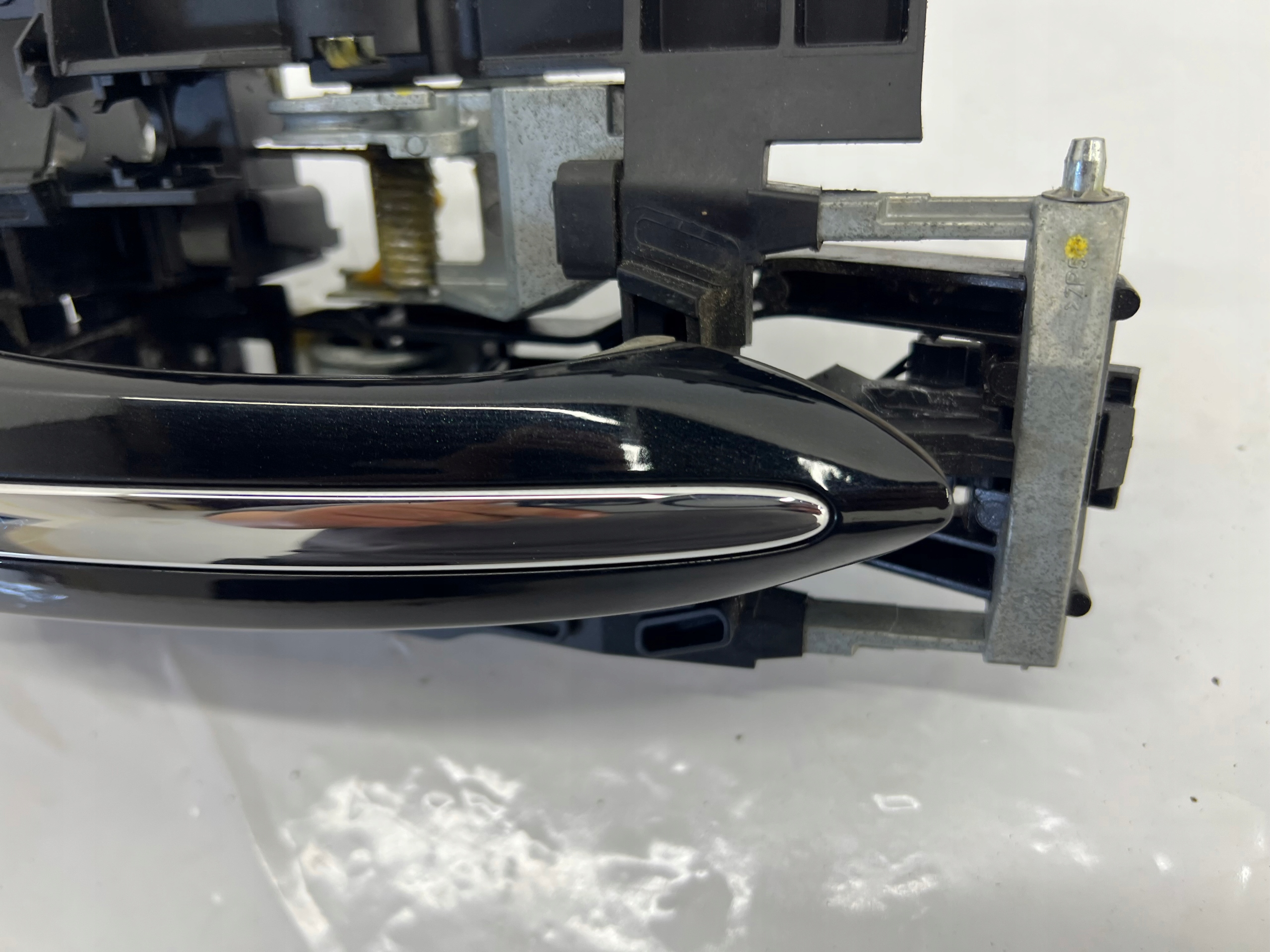handle left front front KEYLESS X1718722511 BMW F01 F02 colour 475/9