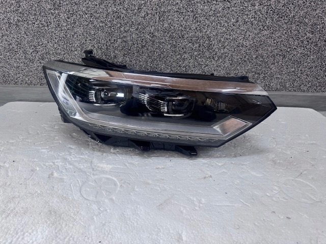 light right Passat B8 Full Led lens Przedlift TOP LED complete