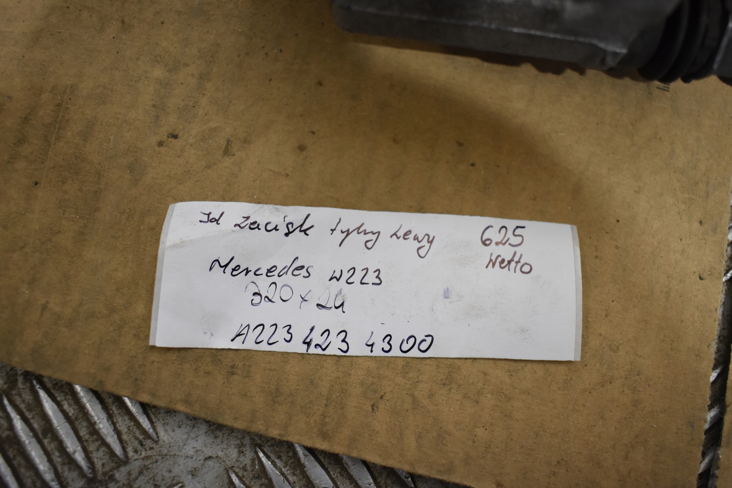perfect condition caliper brake rear left MERCEDES W223 1
