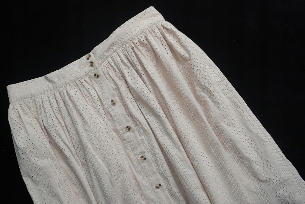 H&M 48 4XL BEŻOWA SPÓDNICA ROZKLOSZOWANA MIDI AŻUROWA HAFTY LETNIA Model KLASYCZNY