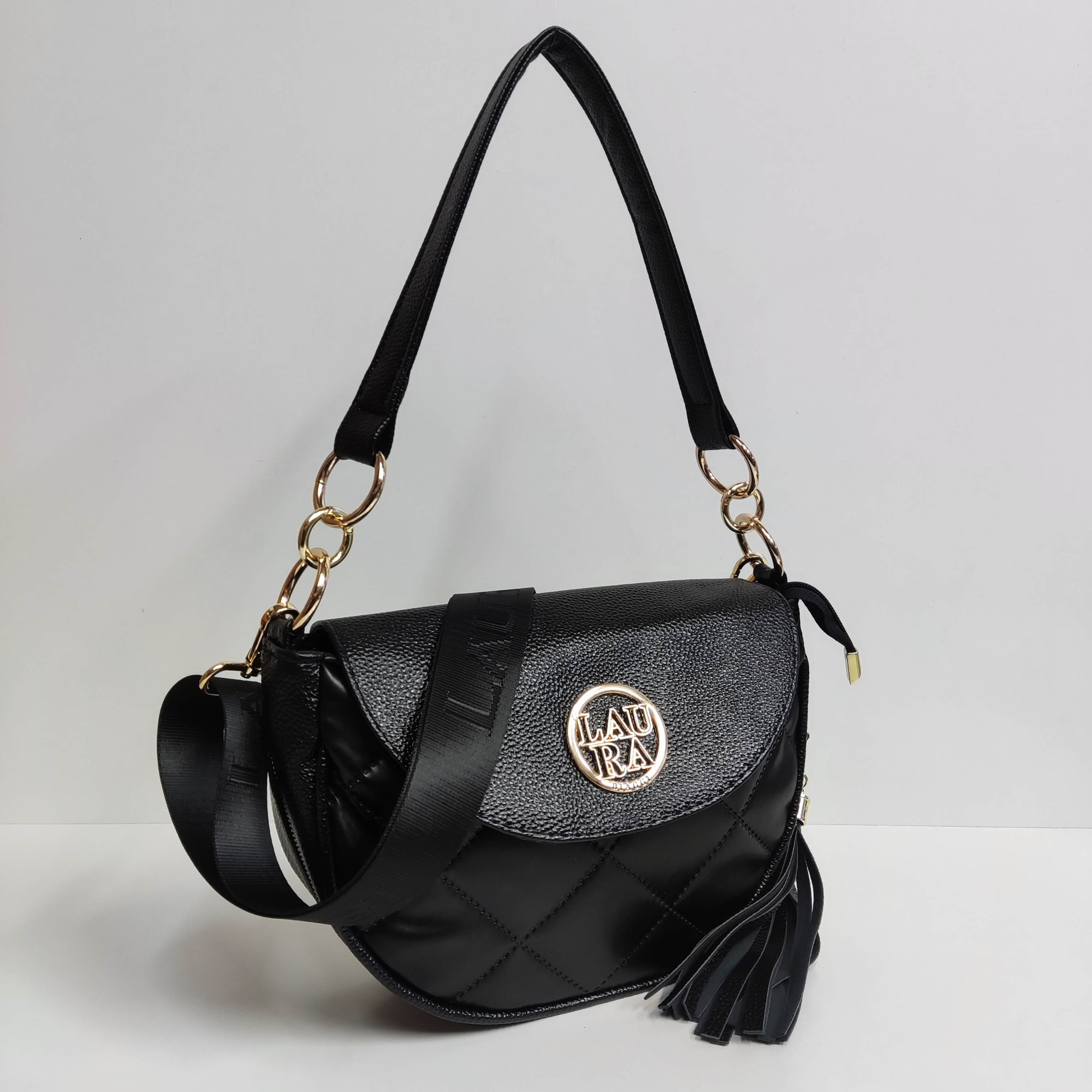 Torebka listonoszka Laura Biaggi czarna pikowana Styl miejski