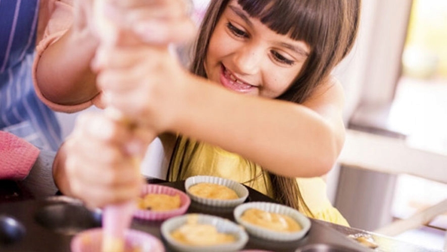 FORMA BLACHA NA MUFFINKI DO PIECZENIA 12 BABECZEK Marka WafersPremium