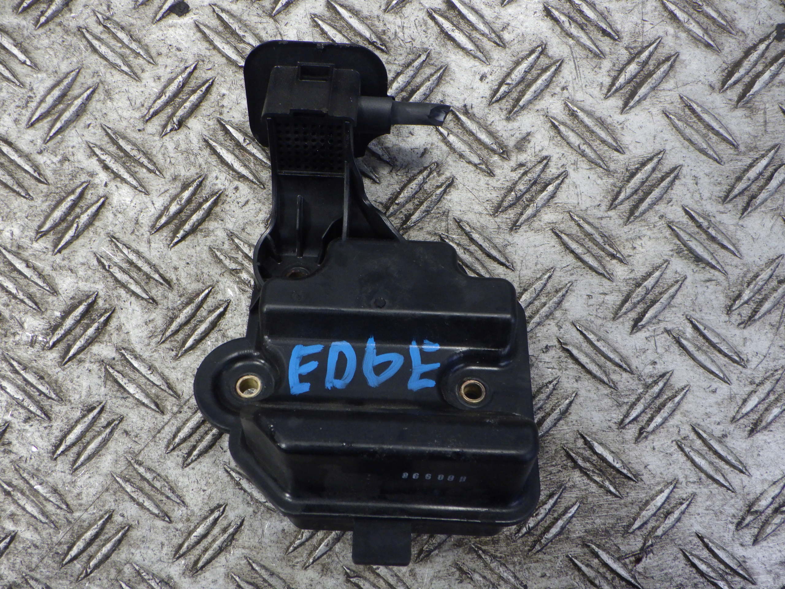 FORD EDGE II MK2 2.0 TDCI ВАКУУМНЫЙ БАК