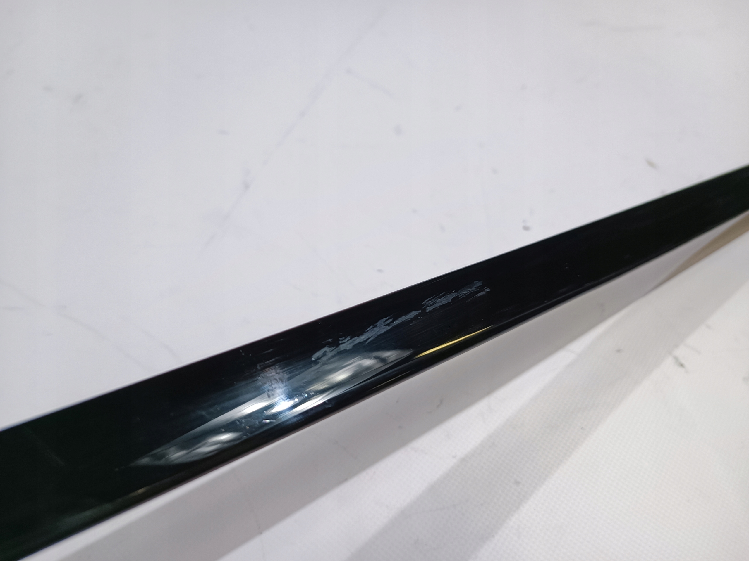 moulding door right rear part upper Ford Flex 2011