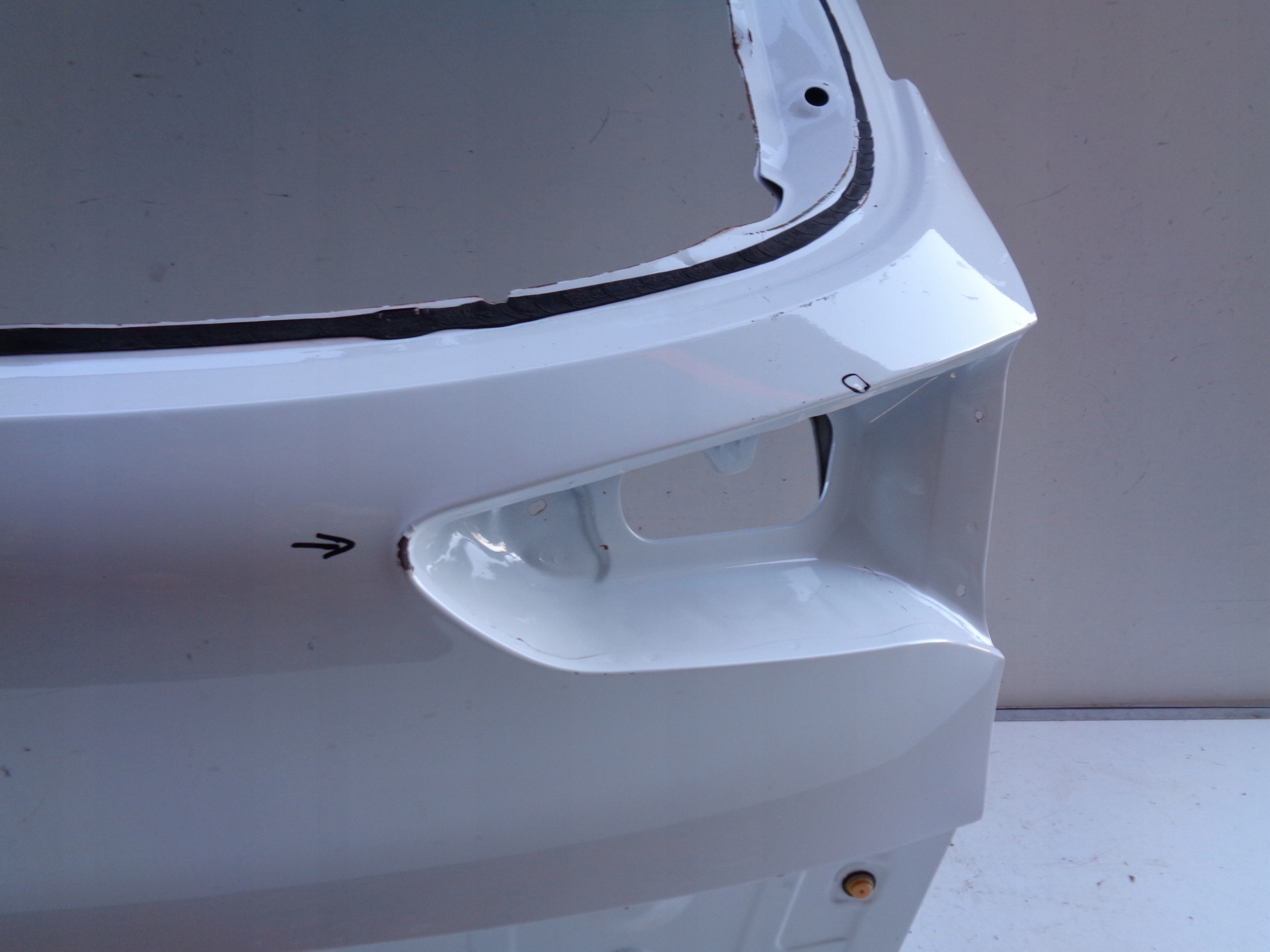 boot doors HYUNDAI TUCSON III 15-18 NR 16162