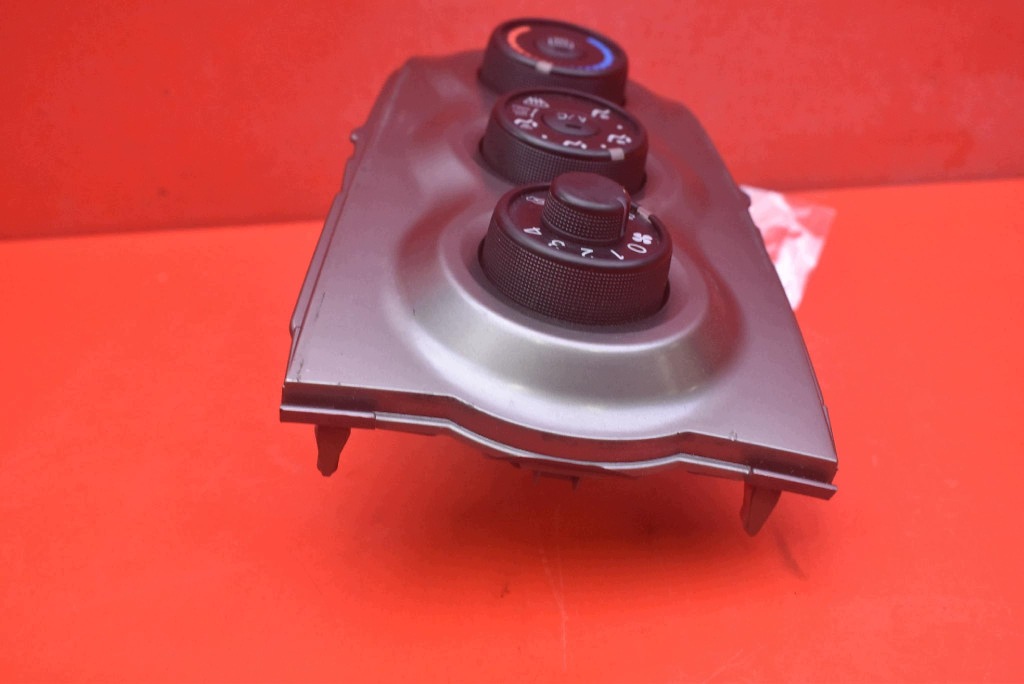 control panel air conditioning devices KLIMY 55406-0D190 TOYOTA YARIS 2 II 05-09