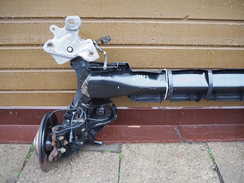 OŚ BELKA TYLNA TARCZE RENAULT TALISMAN Numer katalogowy części OŚ TYLNA BELKA