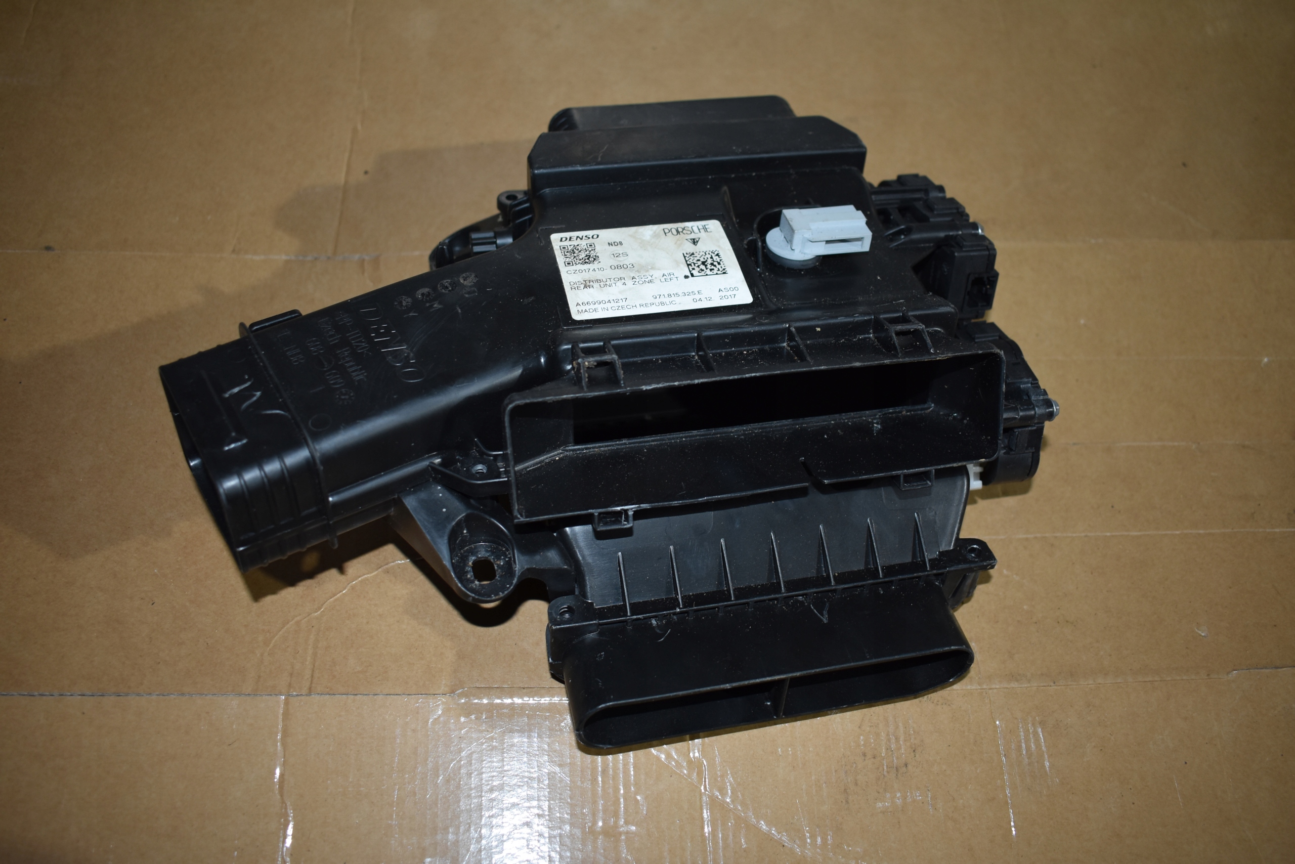 IDEALNY drain air PORSCHE PANAMERA 971 1