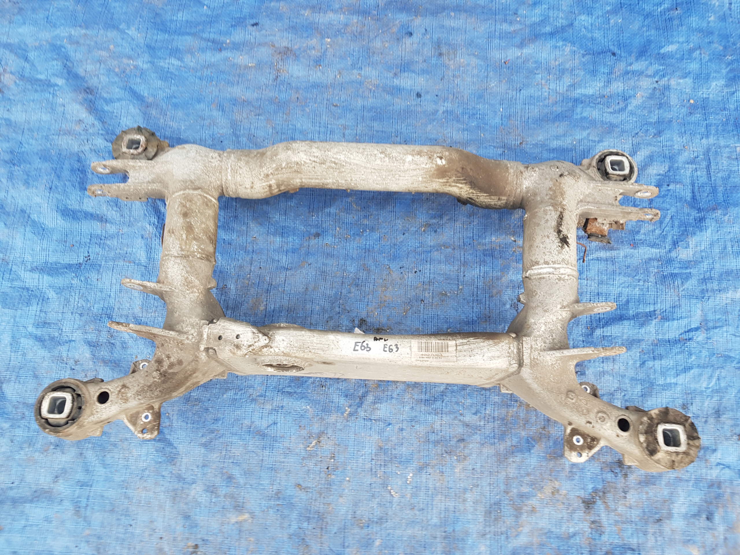 axle beam rear part BMW E63 E64 sider subframe axle beam 4027064