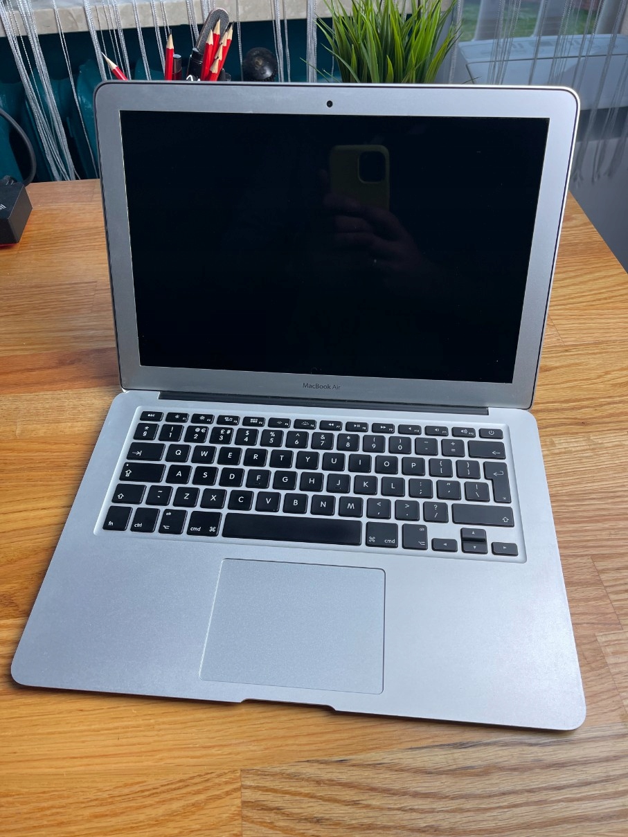 MacBook Air 13 MacBook Air 13