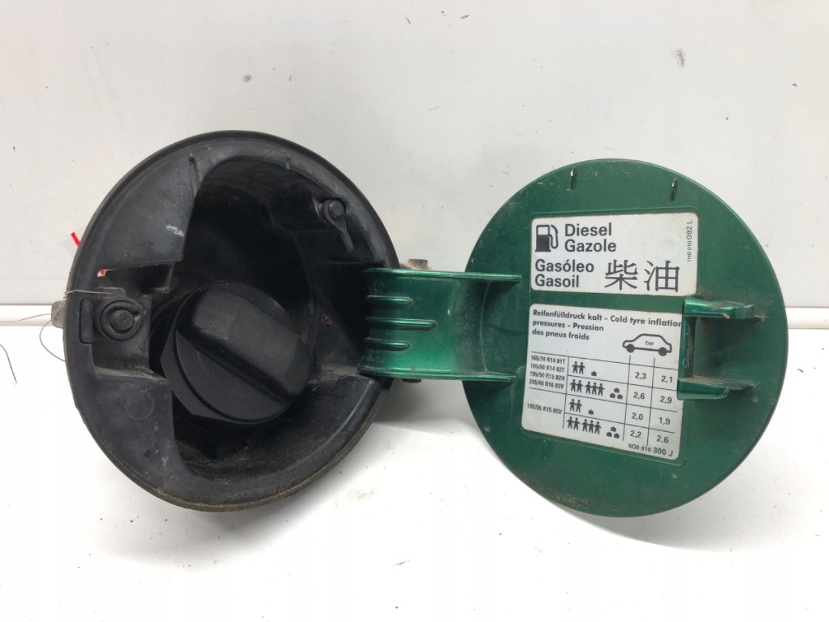 KLAPKA WLEWU PALIWA VW POLO IV 9N Hatchback 01-14 Typ samochodu Samochody osobowe