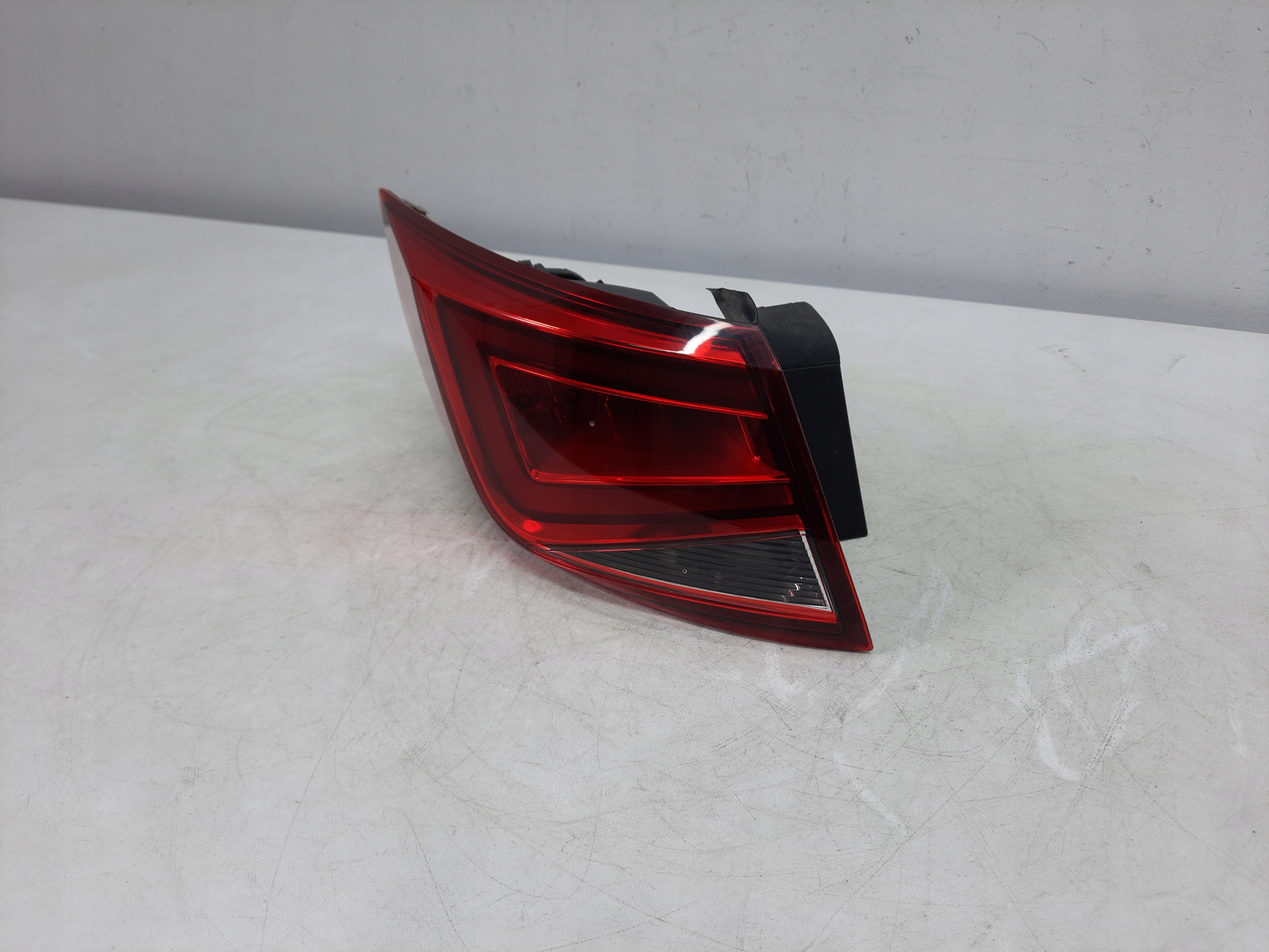 SEAT LEON 3 III 12- KOMBI light left rear part LED original EUROPA