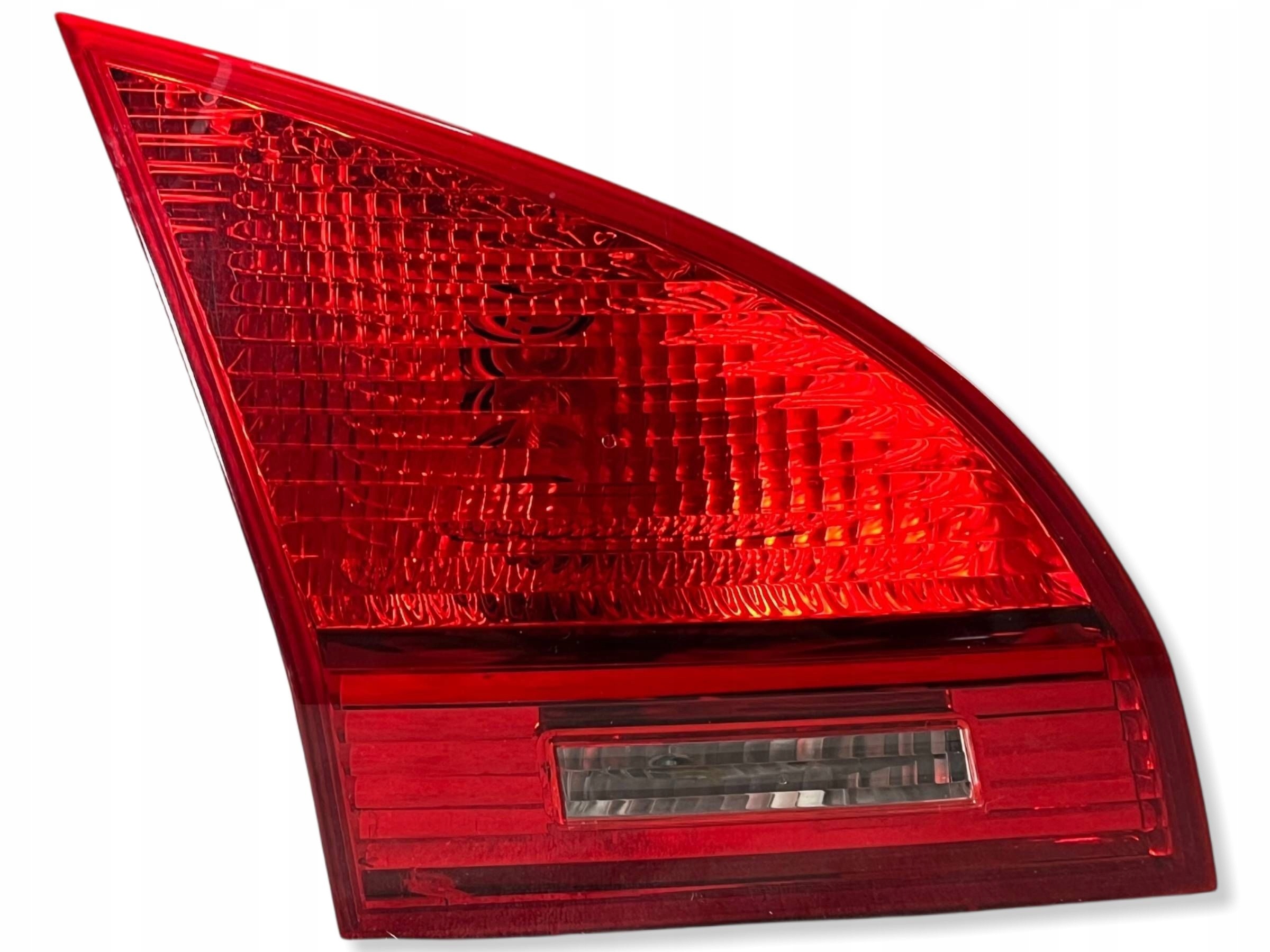 light left rear part rear left to the bonnet KIA VENGA YN 10-19 92405-1P000