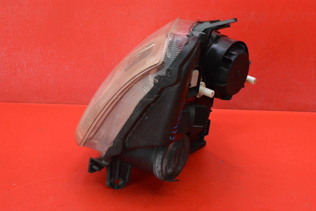 REFLEKTOR left light front EU 93321052 OPEL MERIVA A LIFT 04-10
