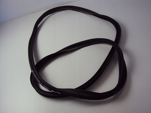 USZCZELKA KLAPY TYL MERCEDES GLC C253 FL