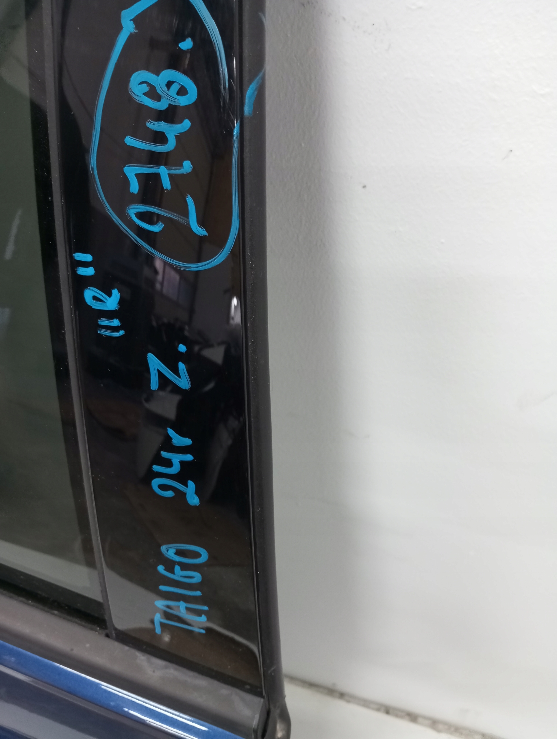 door right rear. VW TAIGO 2G7 22R
