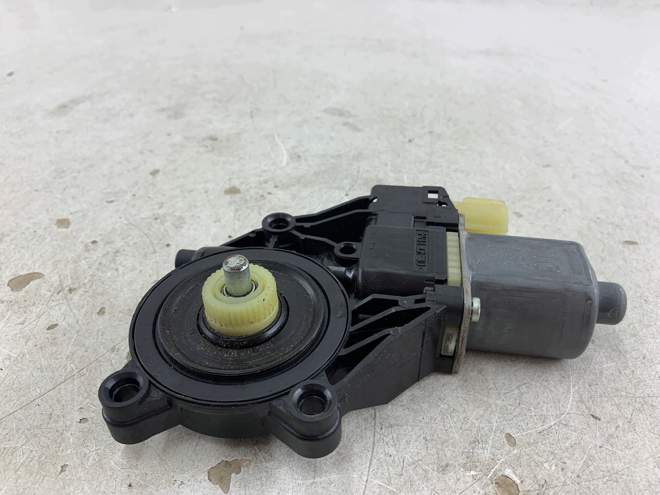 FORD FIESTA MK6 mini motor windows right front 0130822407