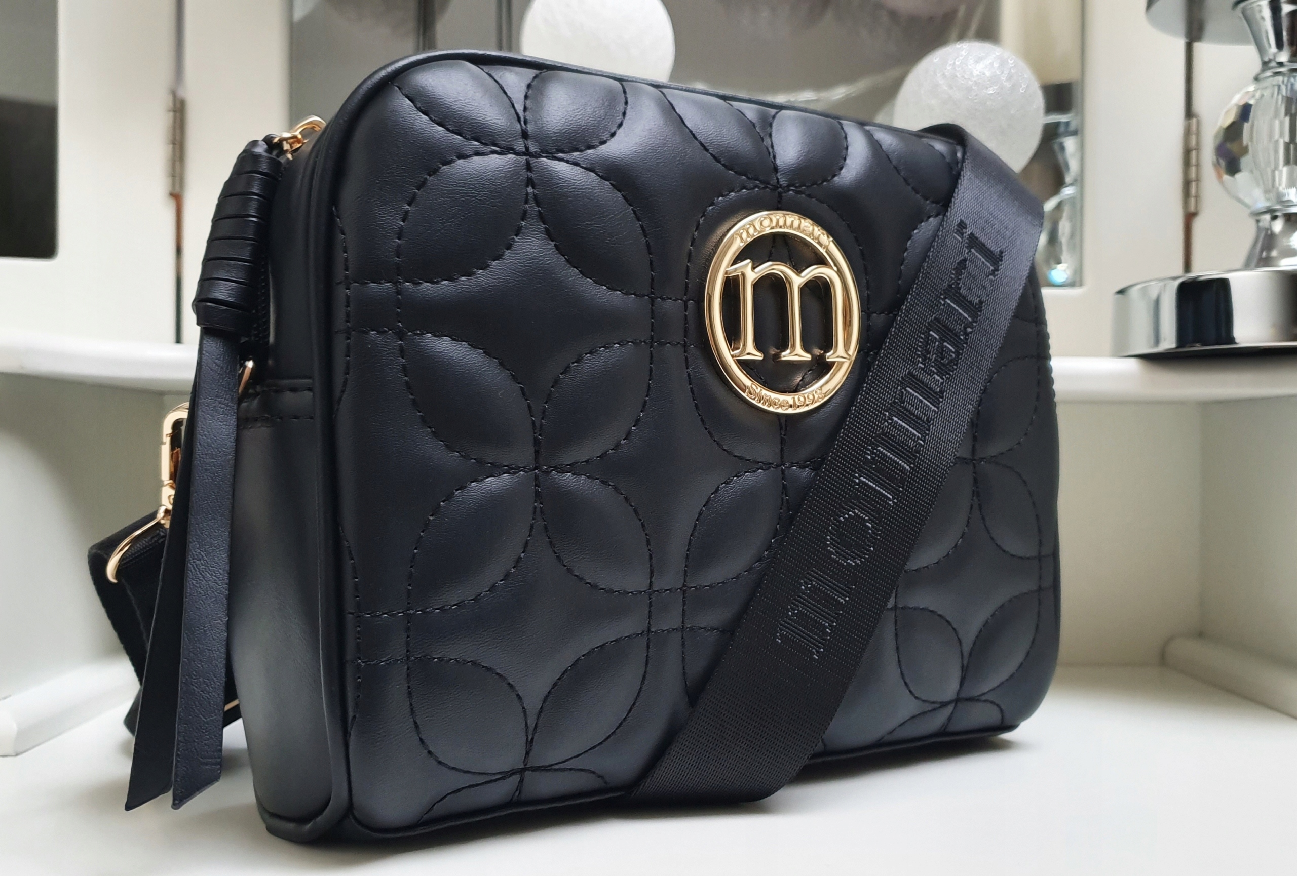 TOREBKA NA RAMIĘ LISTONOSZKA MONNARI PASEK LOGO Płeć kobieta