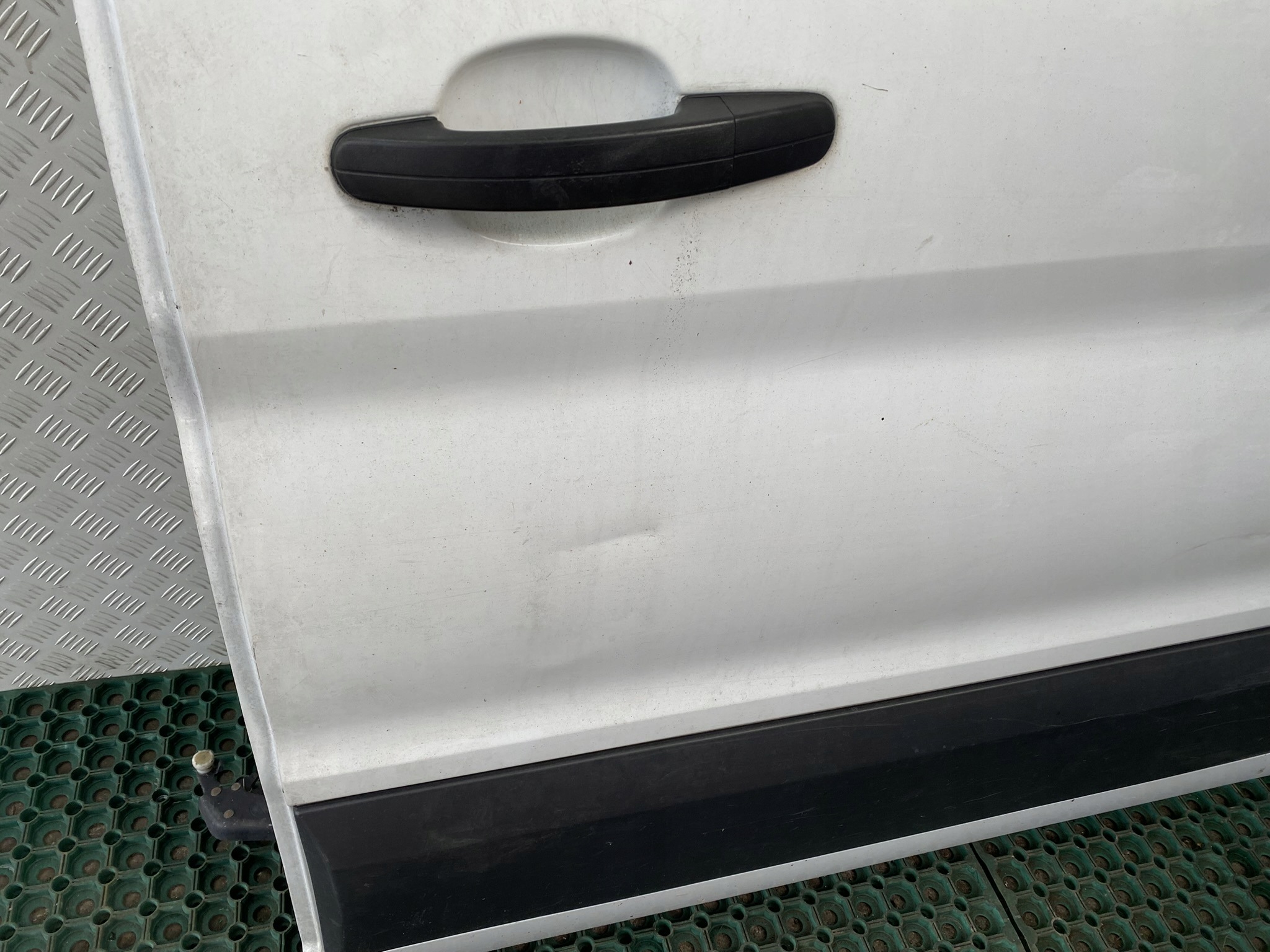 FORD TRANSIT MK8 13-25 door sliding side left
