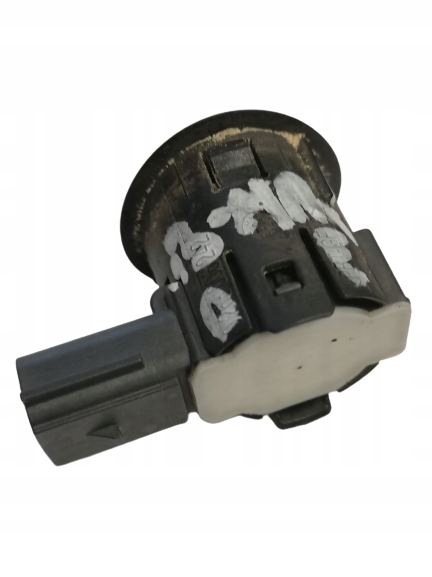 B MAX CZUJNIK PARKOWANIA PDC KOSZYK SRODEK TYL Detection direction rear