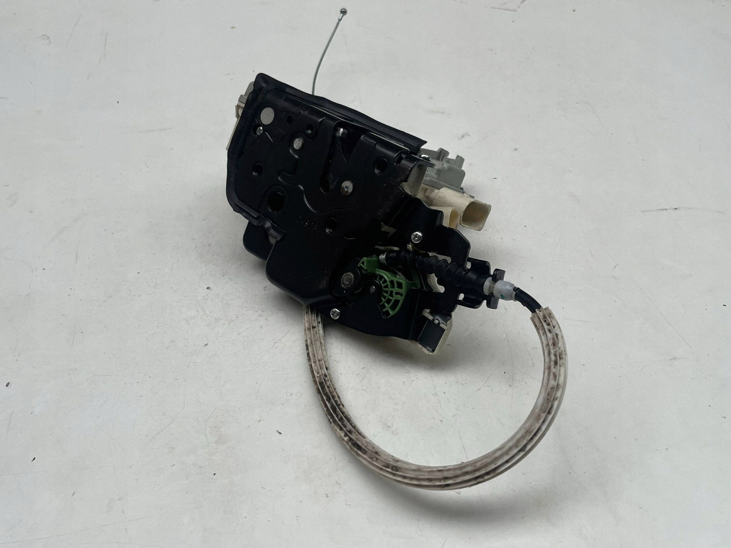 AUDI Q7 4M lock door left front DOCIAG 4M1837015F @M