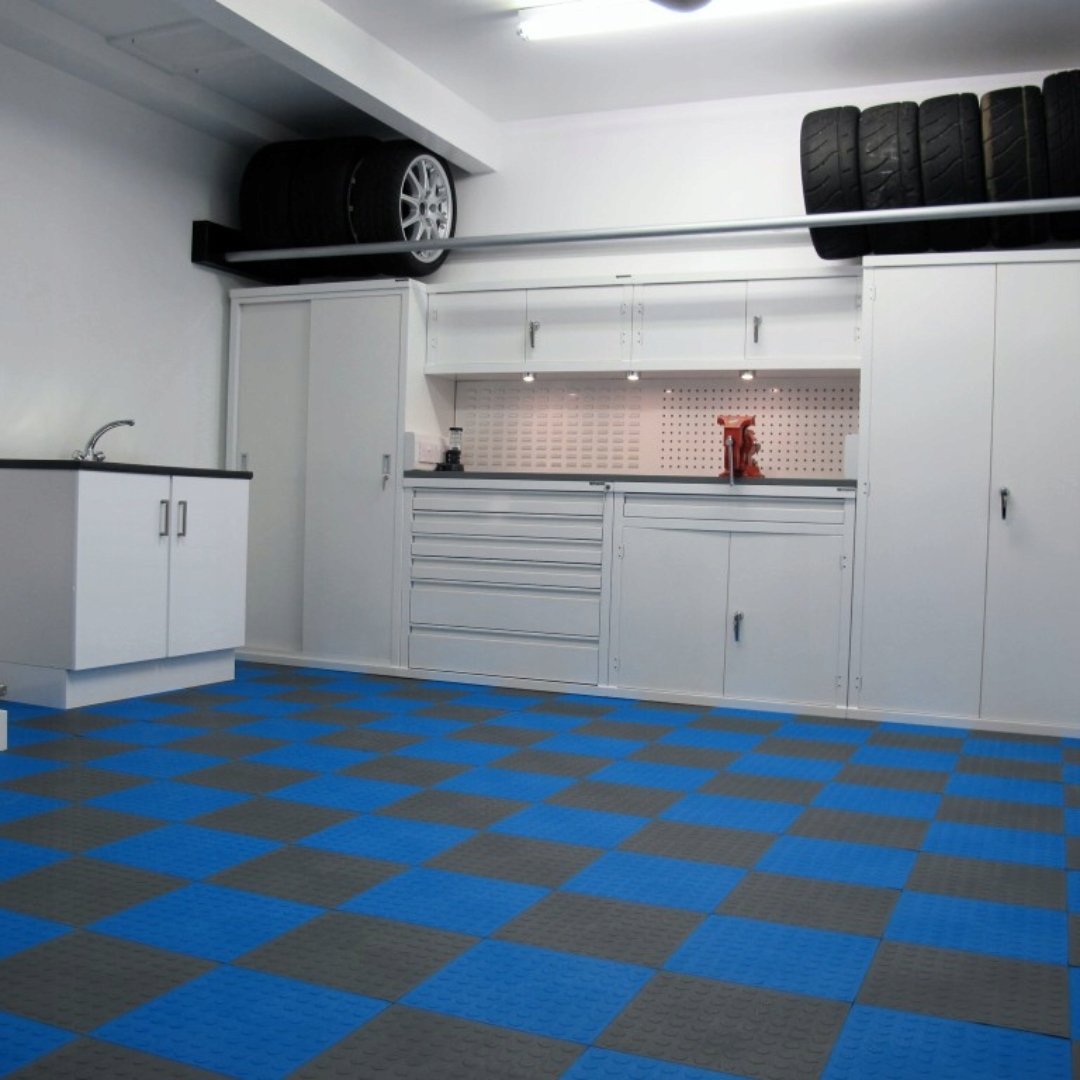 Płytki PCV do garażu szare ryflowane, warsztatu, serwisu Podłoga modułowa Szerokość produktu 51 cm