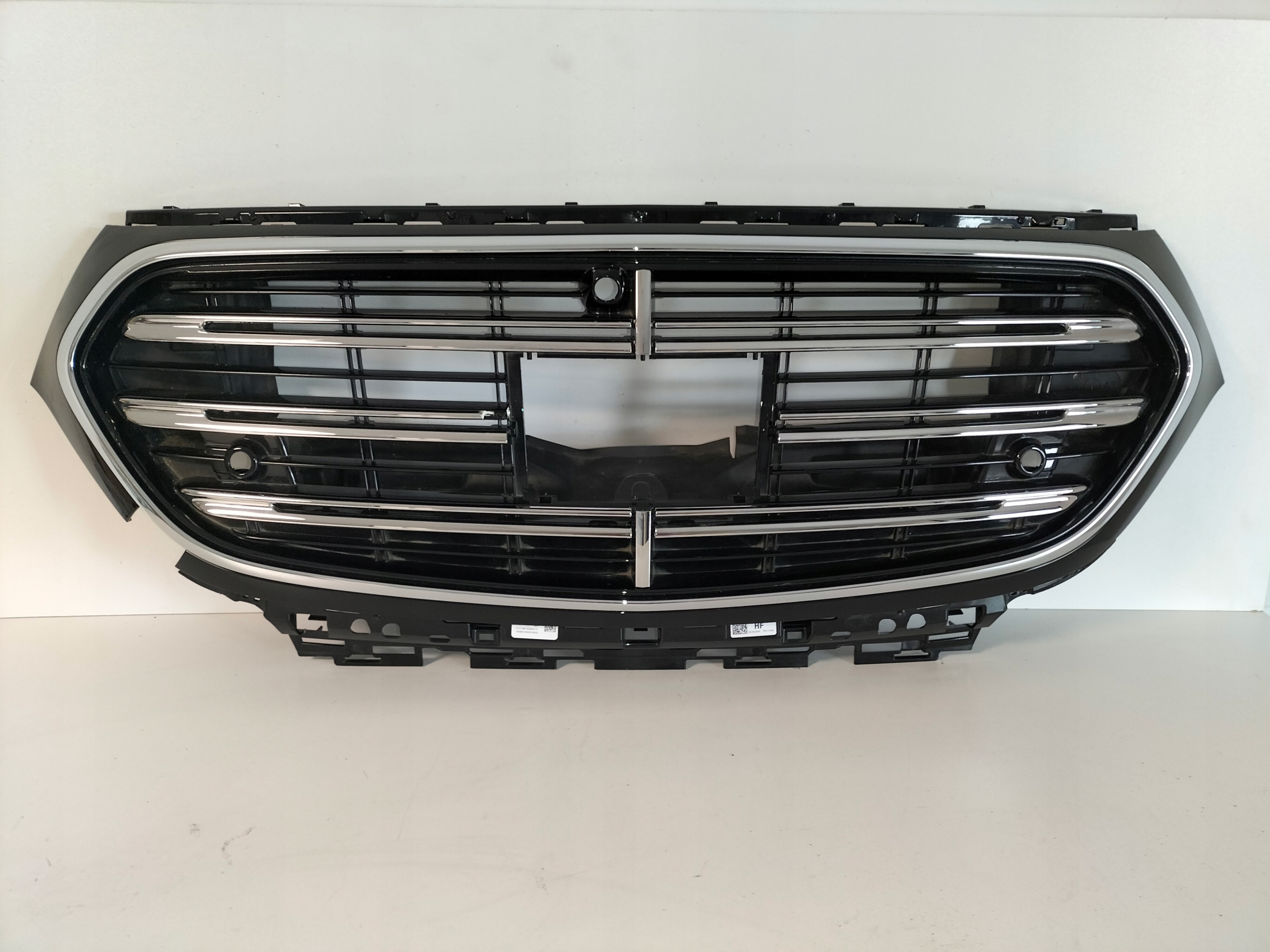grille grid grill MERCEDES E KLASA W214 22
