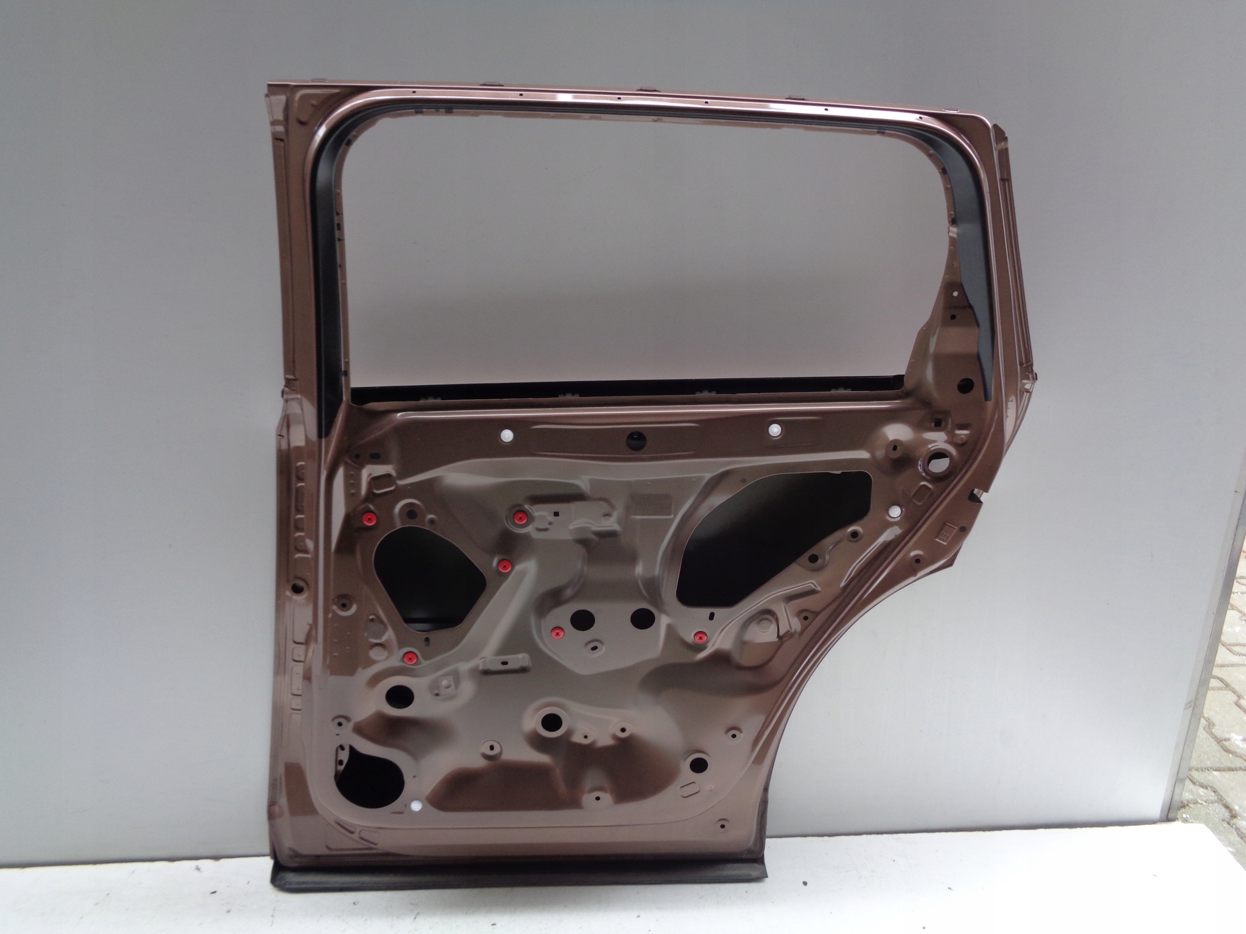 door right rear. MAZDA CX80 24- NR 50336