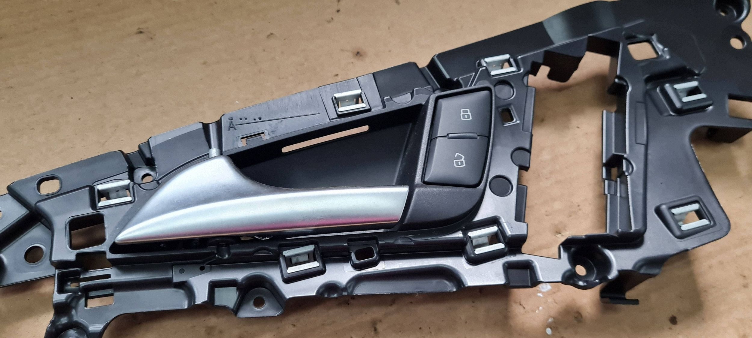 A6 C7 4G handle door left left front inner 4G0837019A