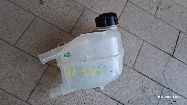 Réservoir eau Liquide Renault Rafale