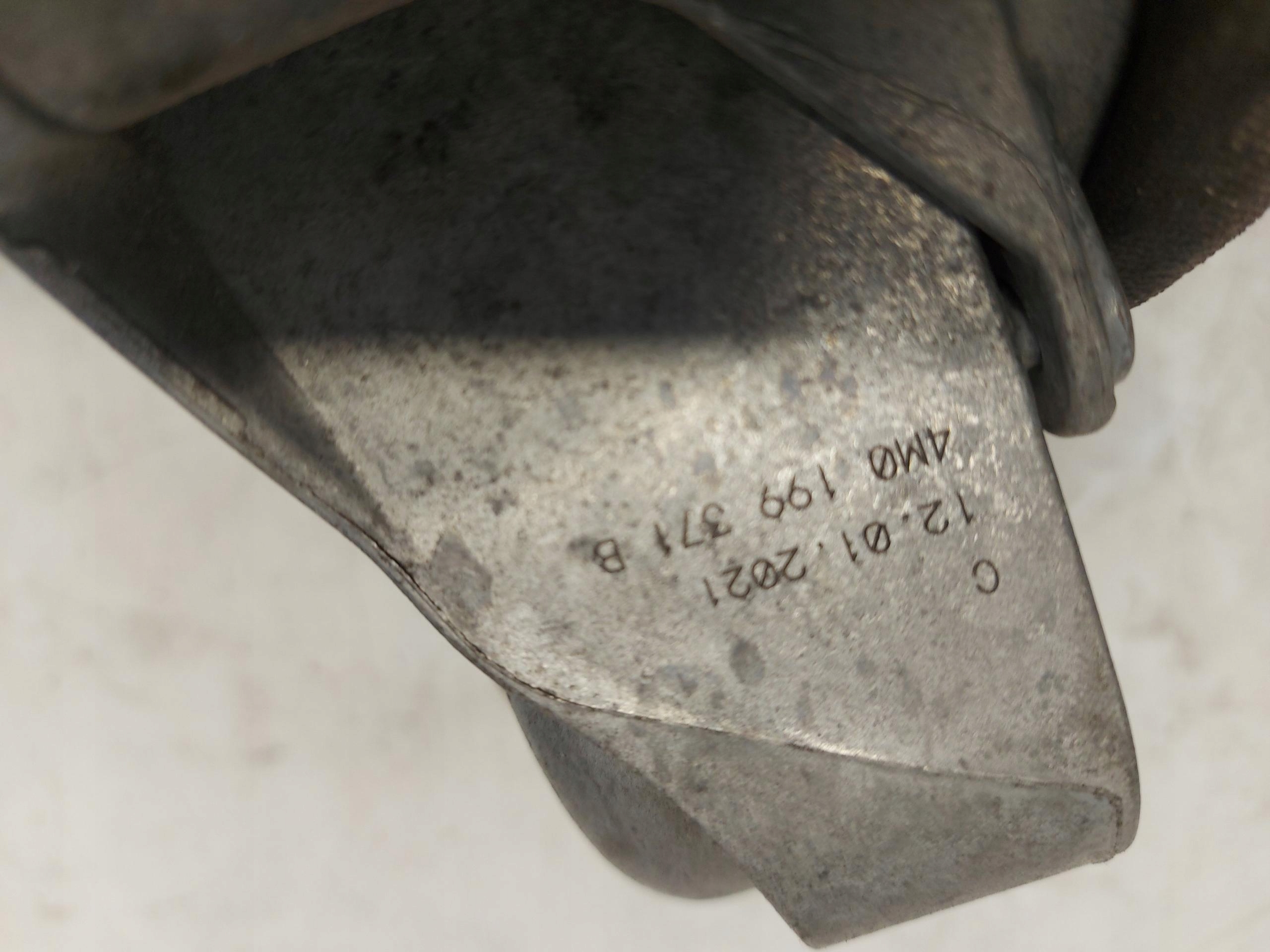 Audi A7 II 4K8 4M0 TFSI airbag engine mount 4M0199371B