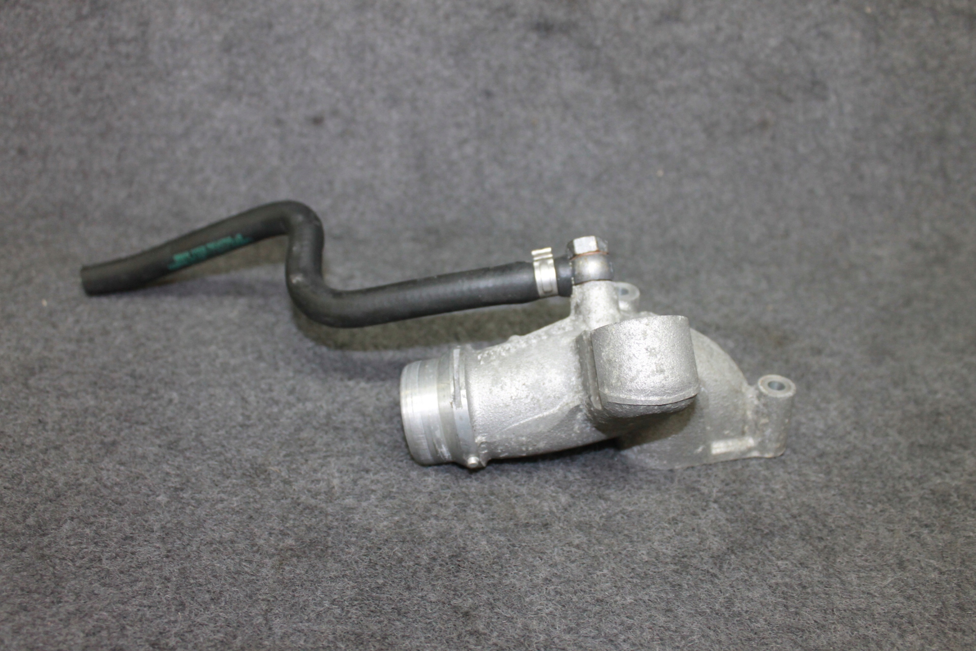 BMW E60 E63 M5 M6 S85B50A V10 5.0i Bride d’eau BLOKU - 7833988