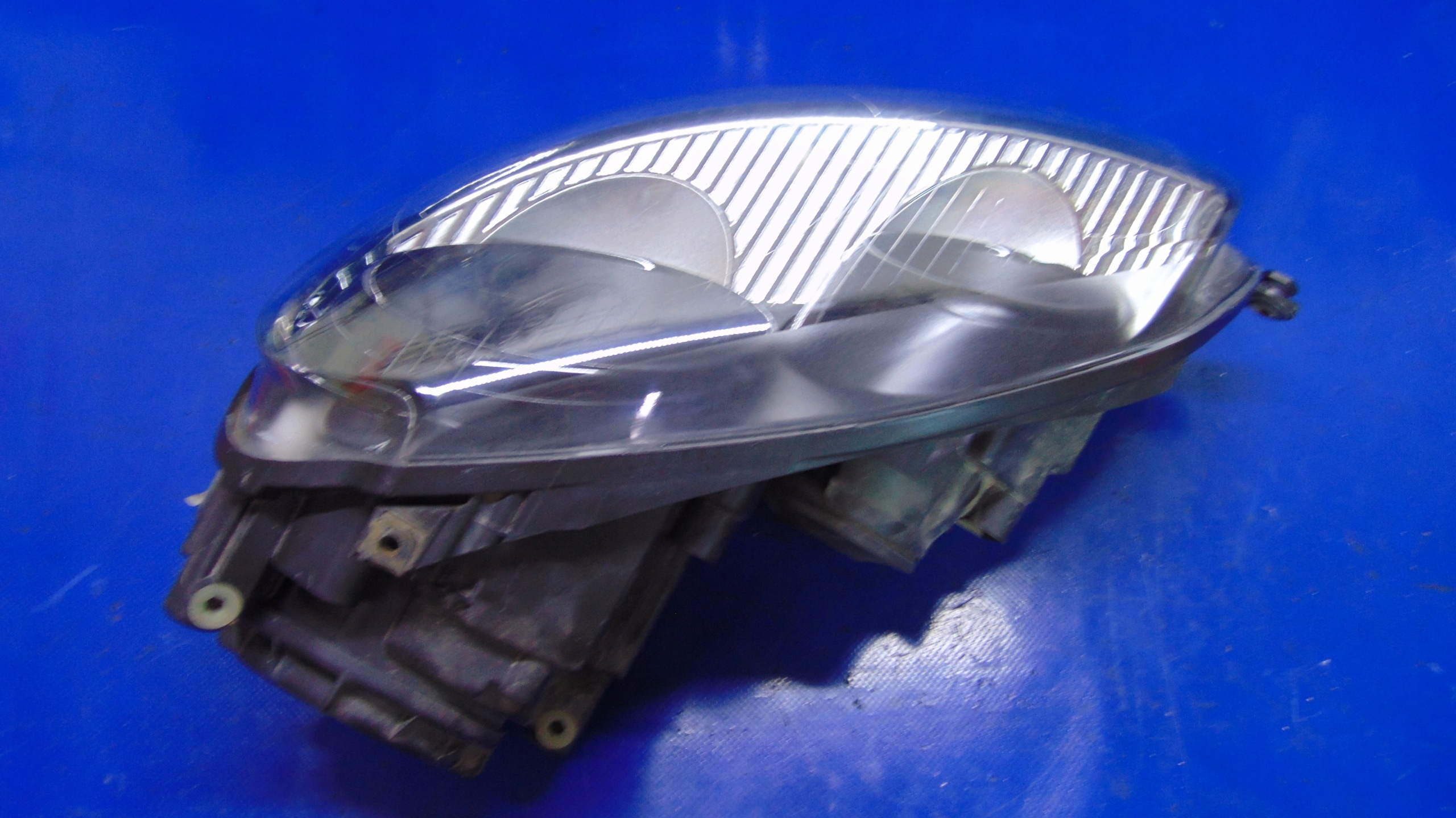 light left front EU VW GOLF V HB 03-10 ROK