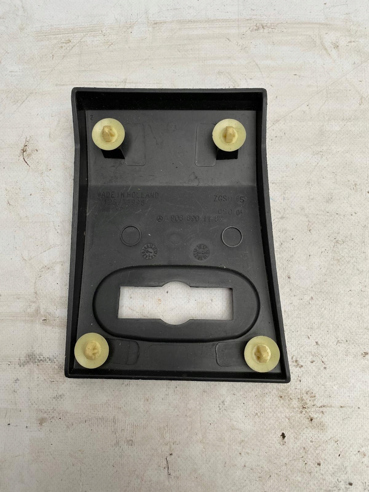 MERCEDES SPRINTER W906 moulding SLUPKA