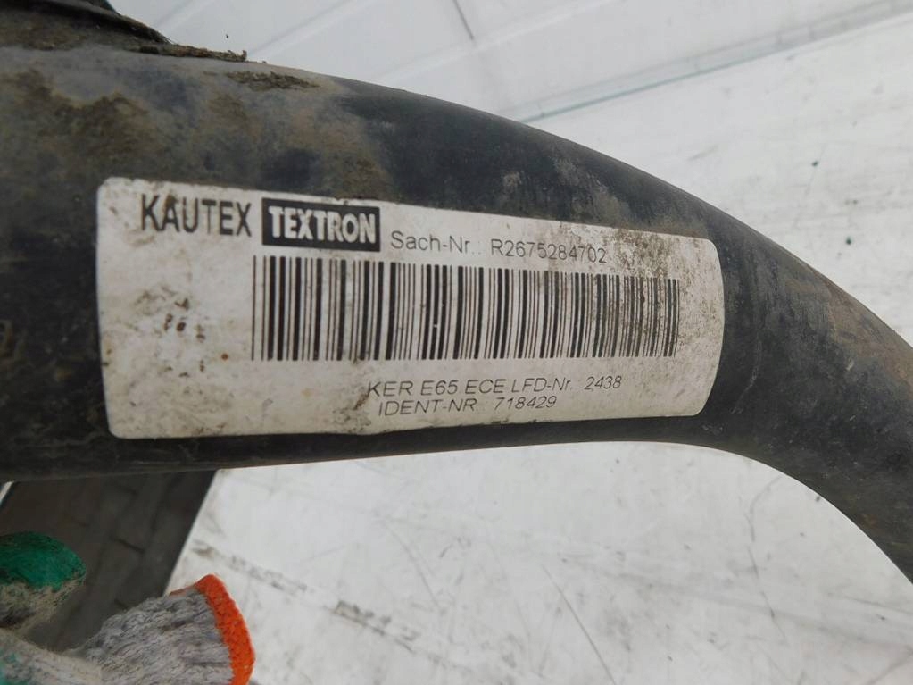 BMW E65 4.4 N62B44 02r WLEW PALIWA RURA KOREK Typ silnika Benzyna