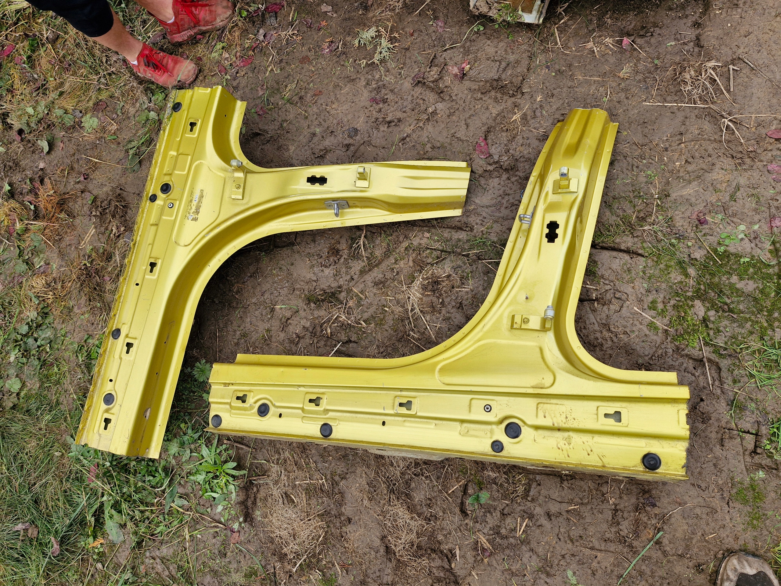 BMW f30 f31 f80 поріг стійка лівий правий