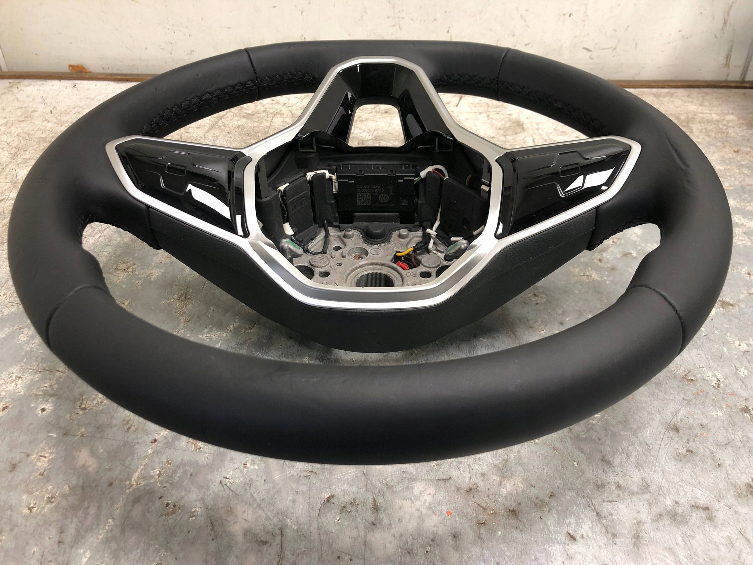 lenkrad Leder MULTIFUNKCJA DOTYKOWA VW ID3 ID.3 ID4 ID.4 10A419089