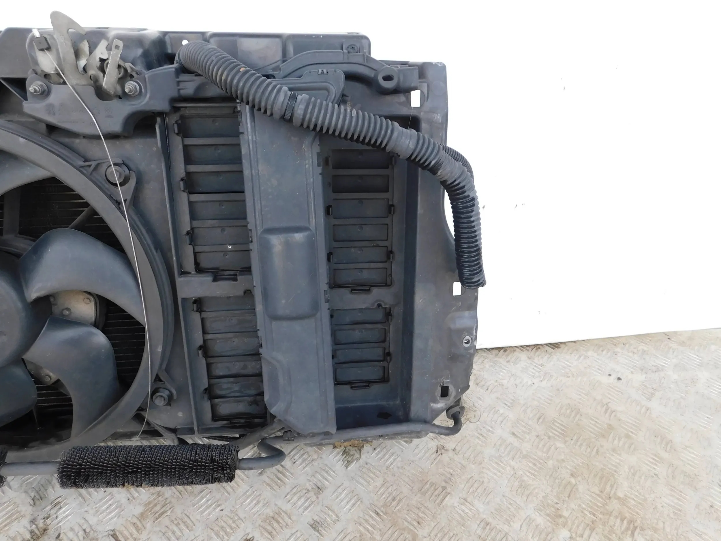 support panel for radiators radiator CITROEN C5 III 3.0 V6